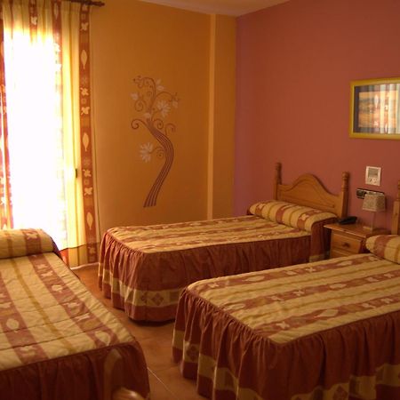 Quentar Hotel Zimmer foto